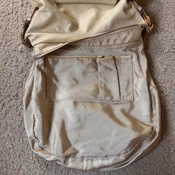 Tan genuine leather Badgley Mishka hobo shoulder bag with gold hardware - Picture 5 of 6